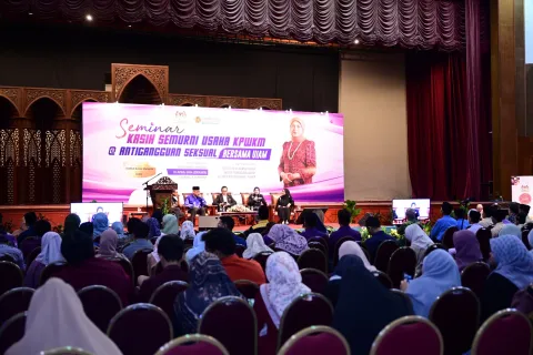 Seminar Kasih Semurni Usaha KPWKM @ Antigangguan Seksual Bersama UIAM Dan Pelancaran Kempen ''Zero Sexual Harassment On Campus''